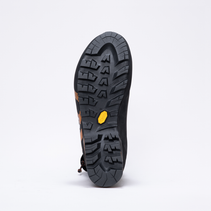 Aurai DFS EVO GTX | Professional Performance Mountaineering | AKU